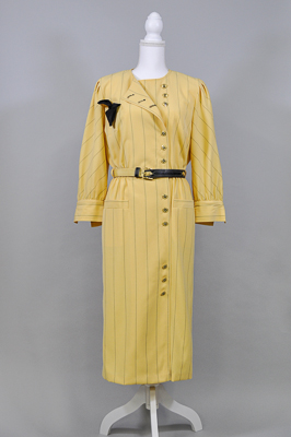 Elegantes Midi-Kleid, gef&uuml;ttert
