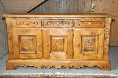 Rustikaler Schrank